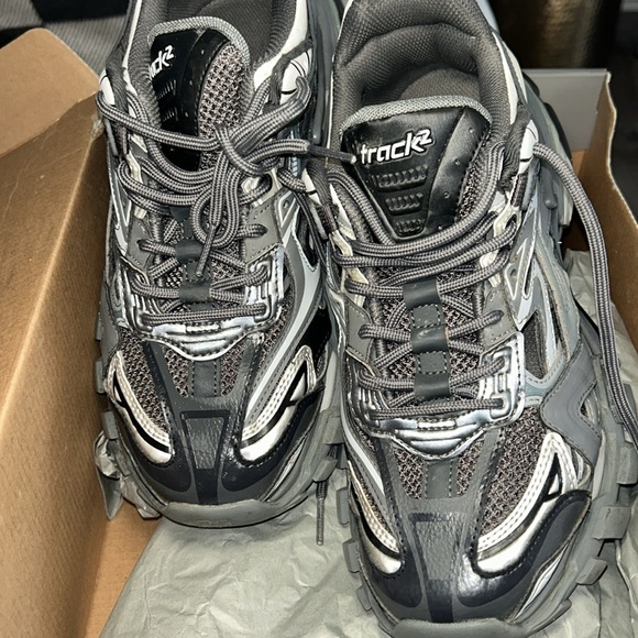 Like new balenciaga Track 2 sneakers grey and white size 9 US women’s size 7 - Picture 2 of 7